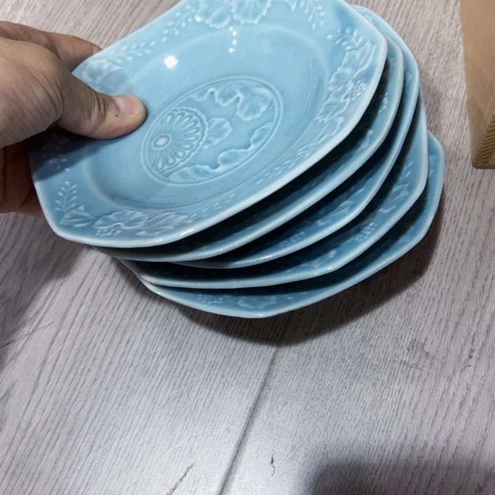 董****g新亿阁清货价无售后谨慎参拍