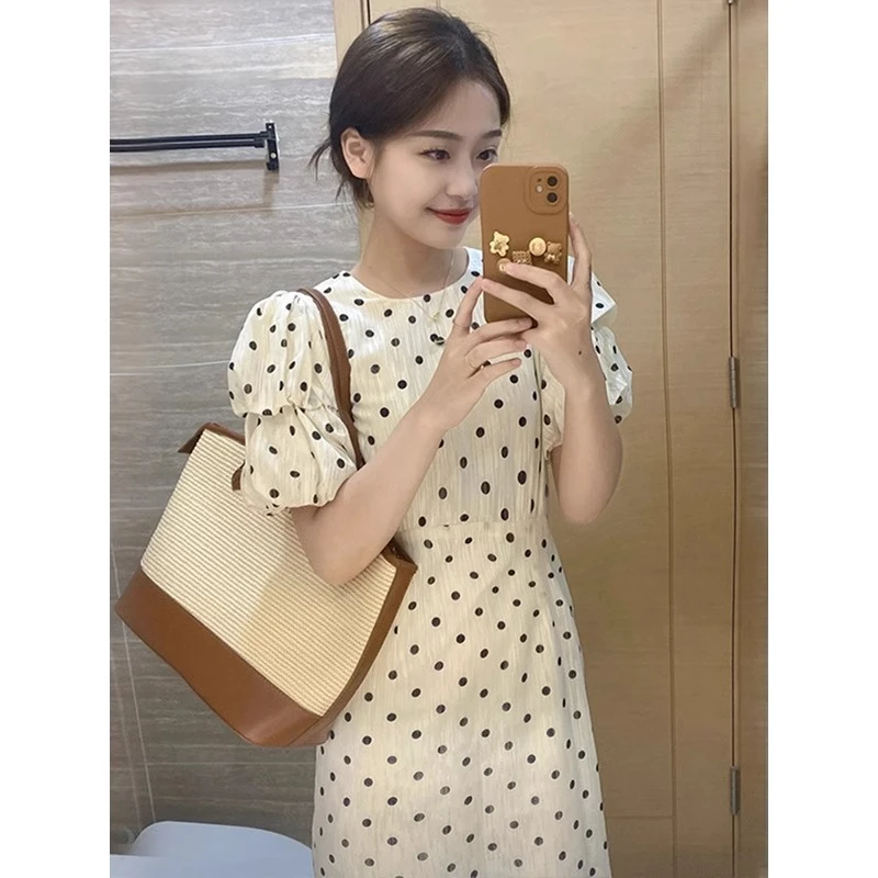 法式复古连衣裙女夏季2025新款高级感老钱风松弛感女装宴会连衣裙