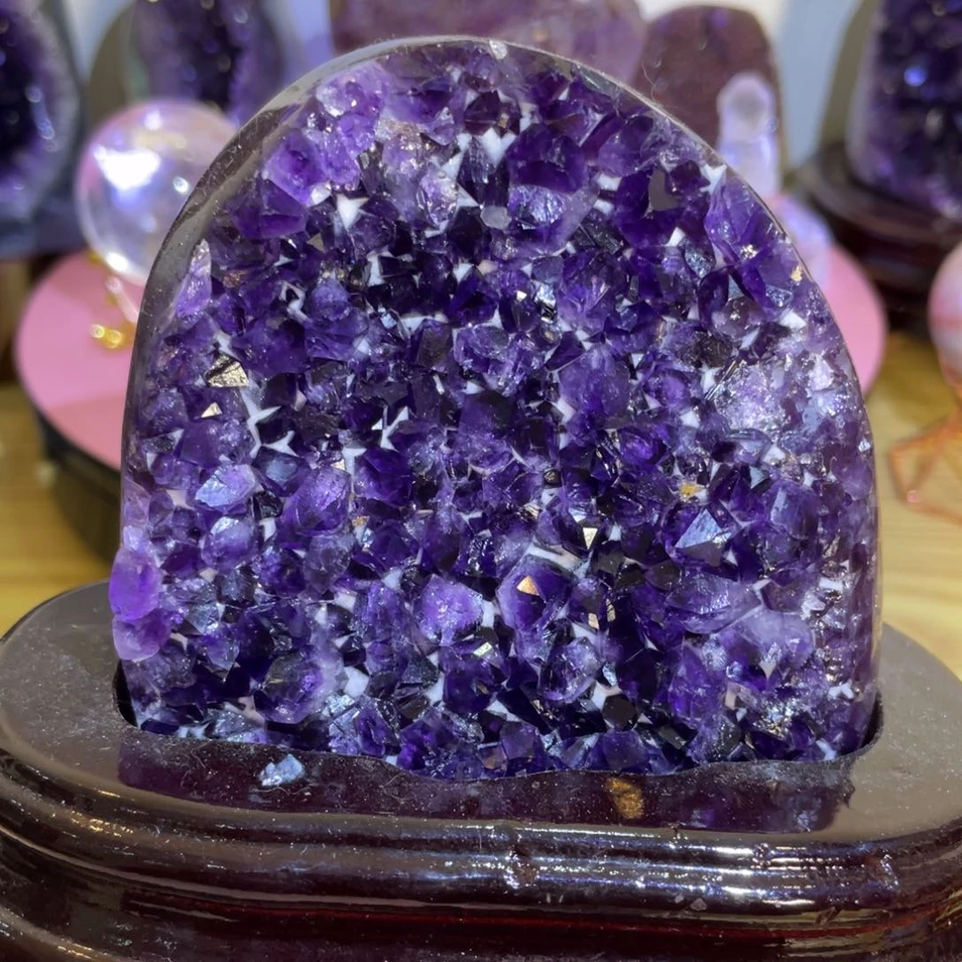 紫晶未镶嵌大型摆件（非配饰）