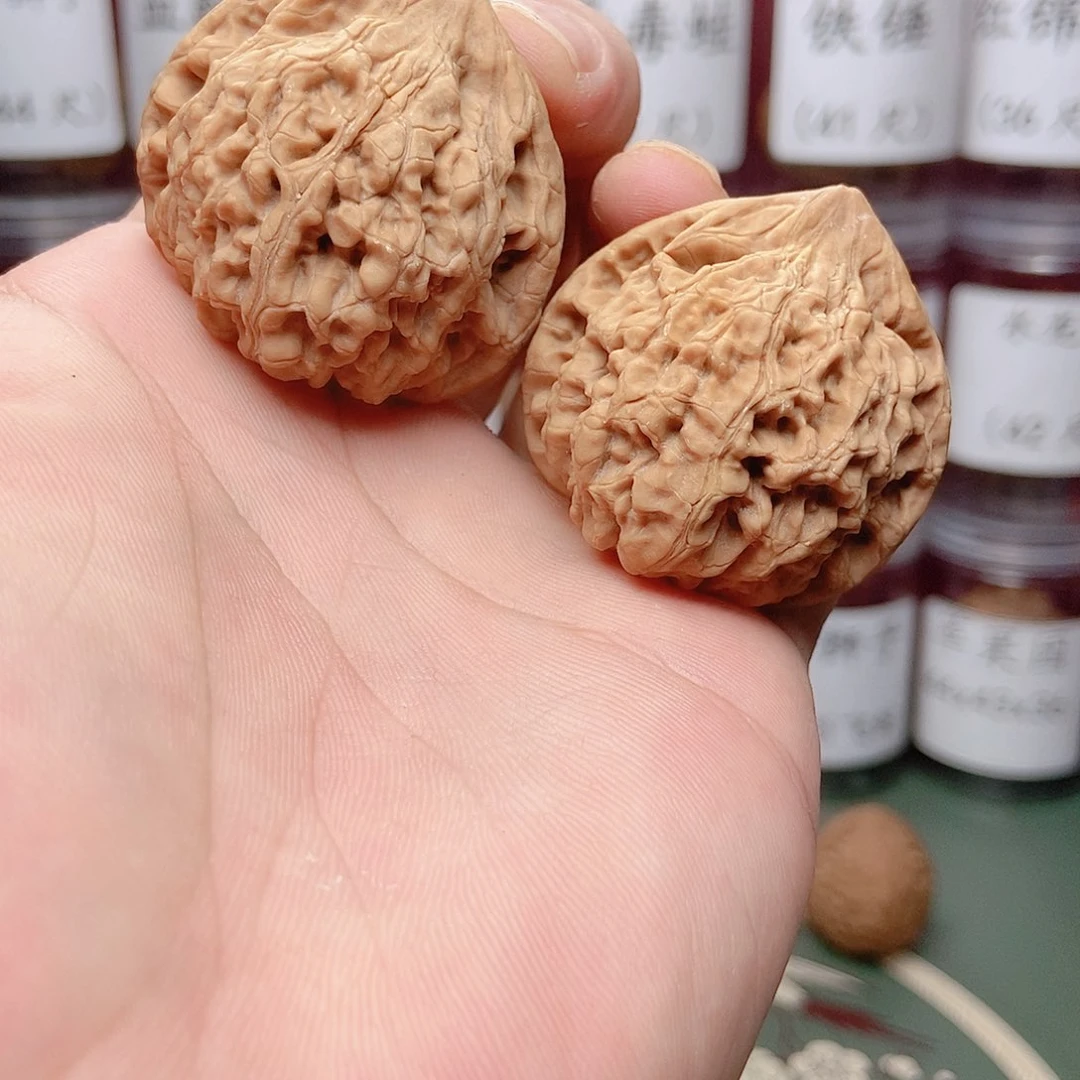 文玩核桃把件40尺全品精对小官帽。。。