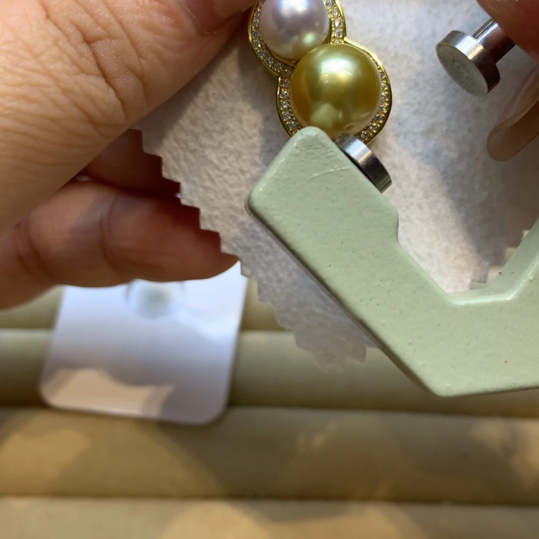 颈饰银S925镶嵌海水珍珠