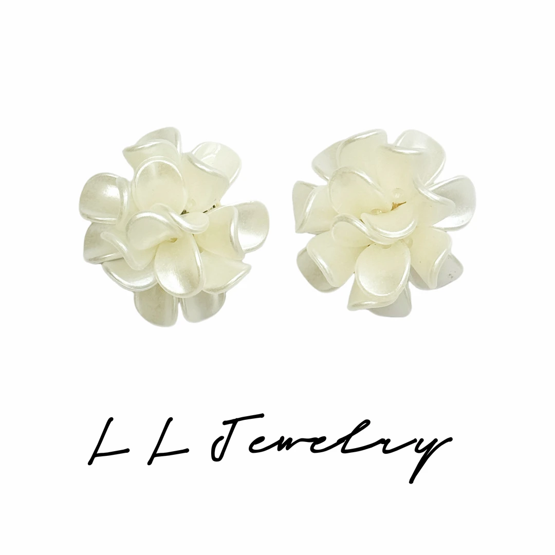 铜合金亚克力耳饰 LL Jewelry & 超重工系列大花朵耳钉