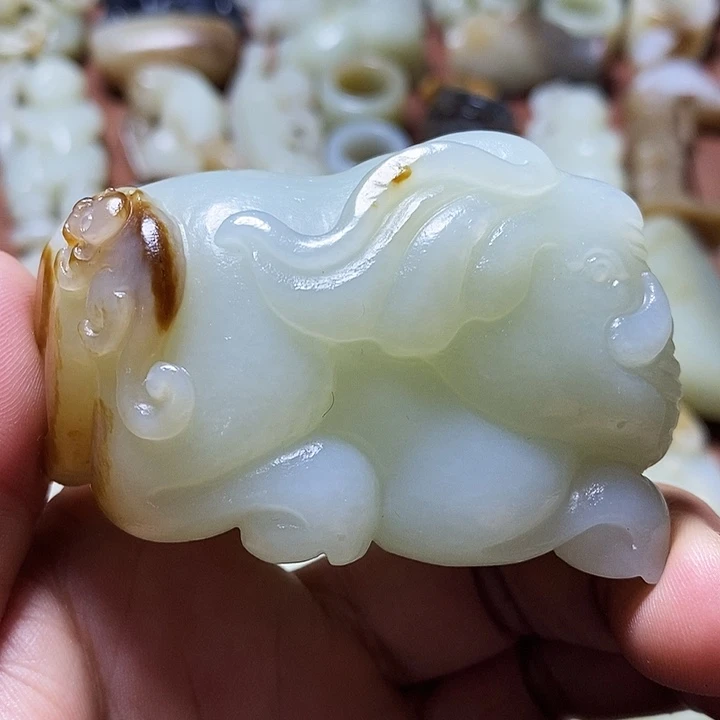 和田玉未镶嵌挂件