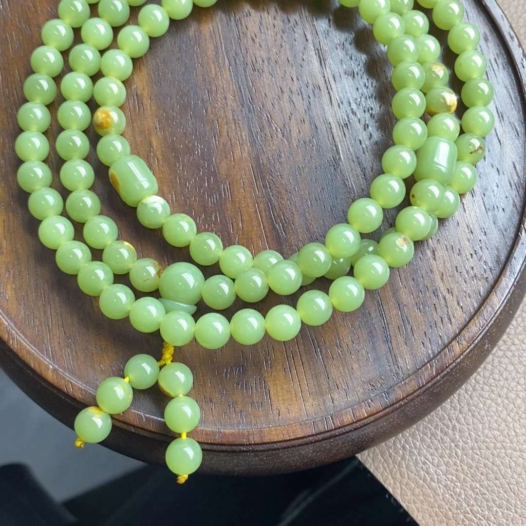 未镶嵌岫岩河磨玉（透闪石质玉）把件鹏***汇