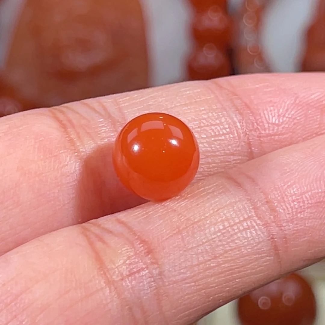 南红玛瑙未镶嵌大黑洞圆珠9.6mm