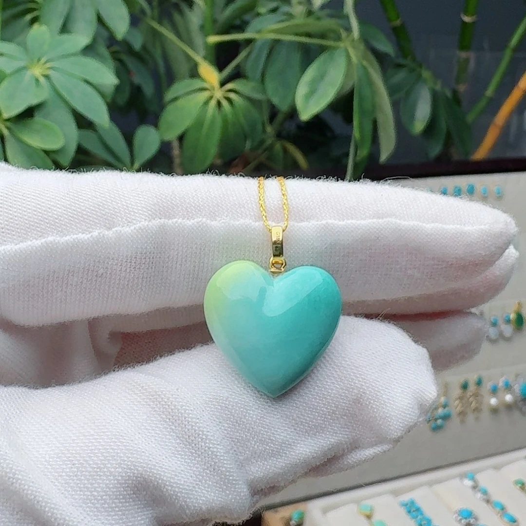 绿松石18K金镶嵌颈饰吊坠