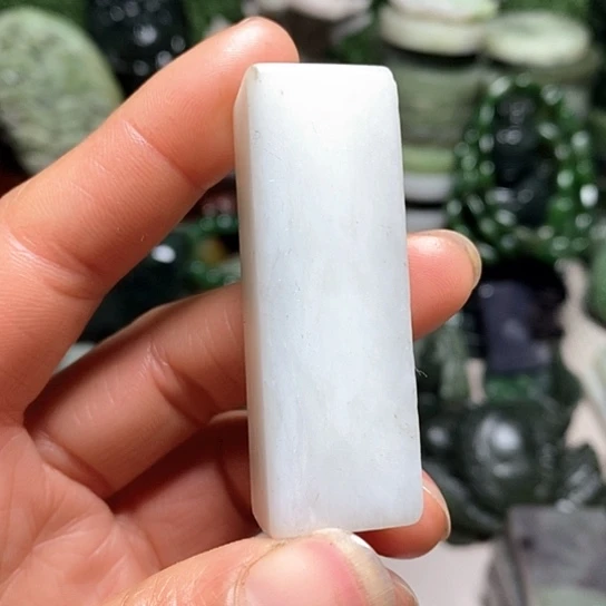未镶嵌和田玉（糖玉）珠宝半成品