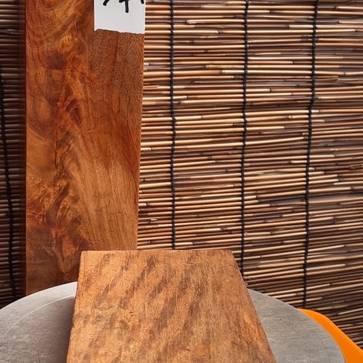 小***生大叶紫檀（黑酸枝木类）