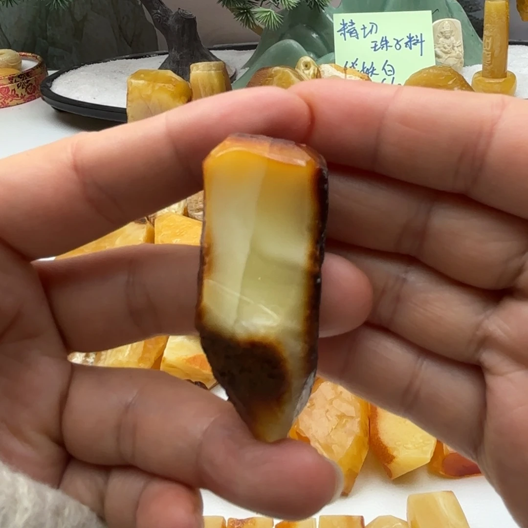 定制琥珀未镶嵌仔****么琥珀