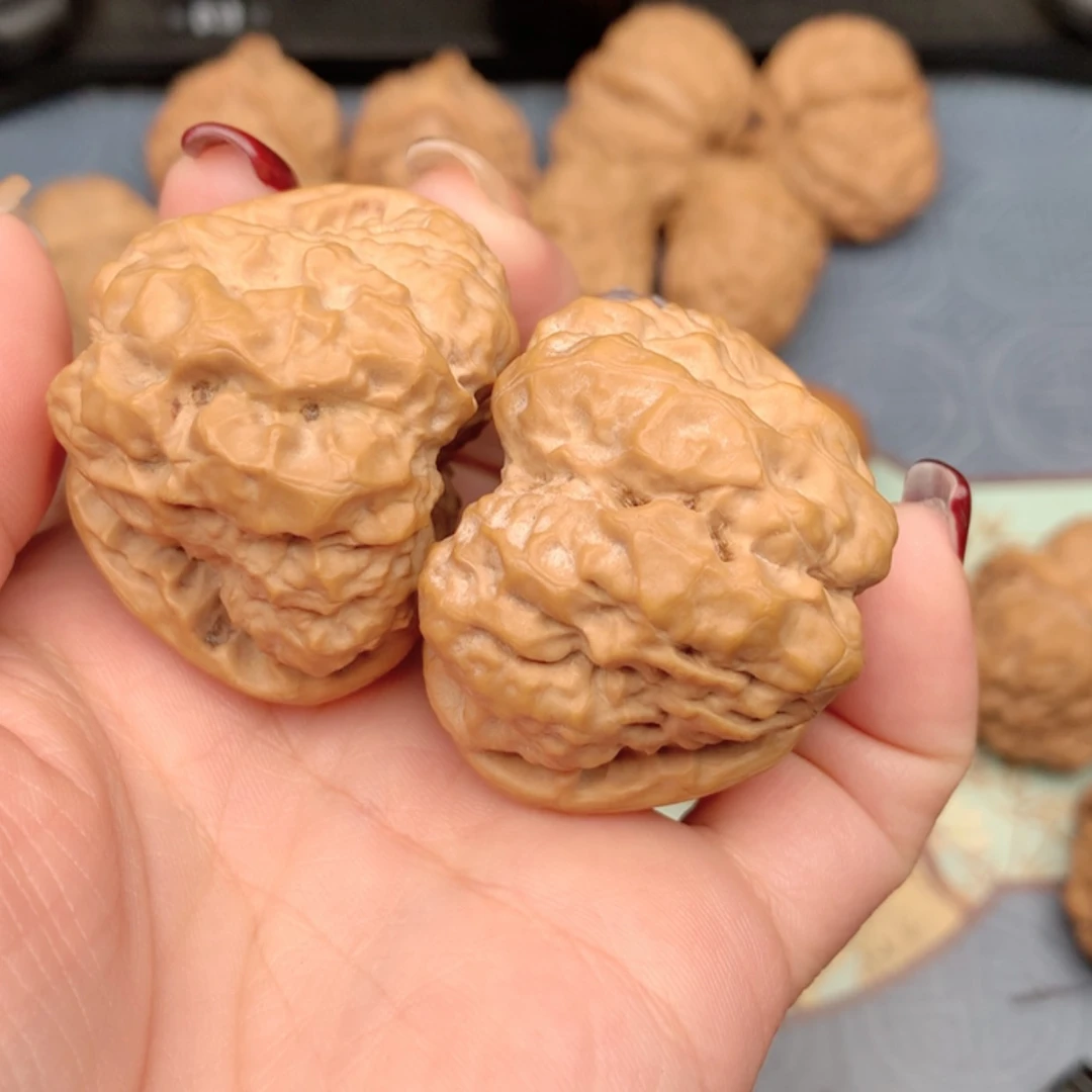 【闪购商品】文玩核桃吊坠爱**闹蛤蟆头