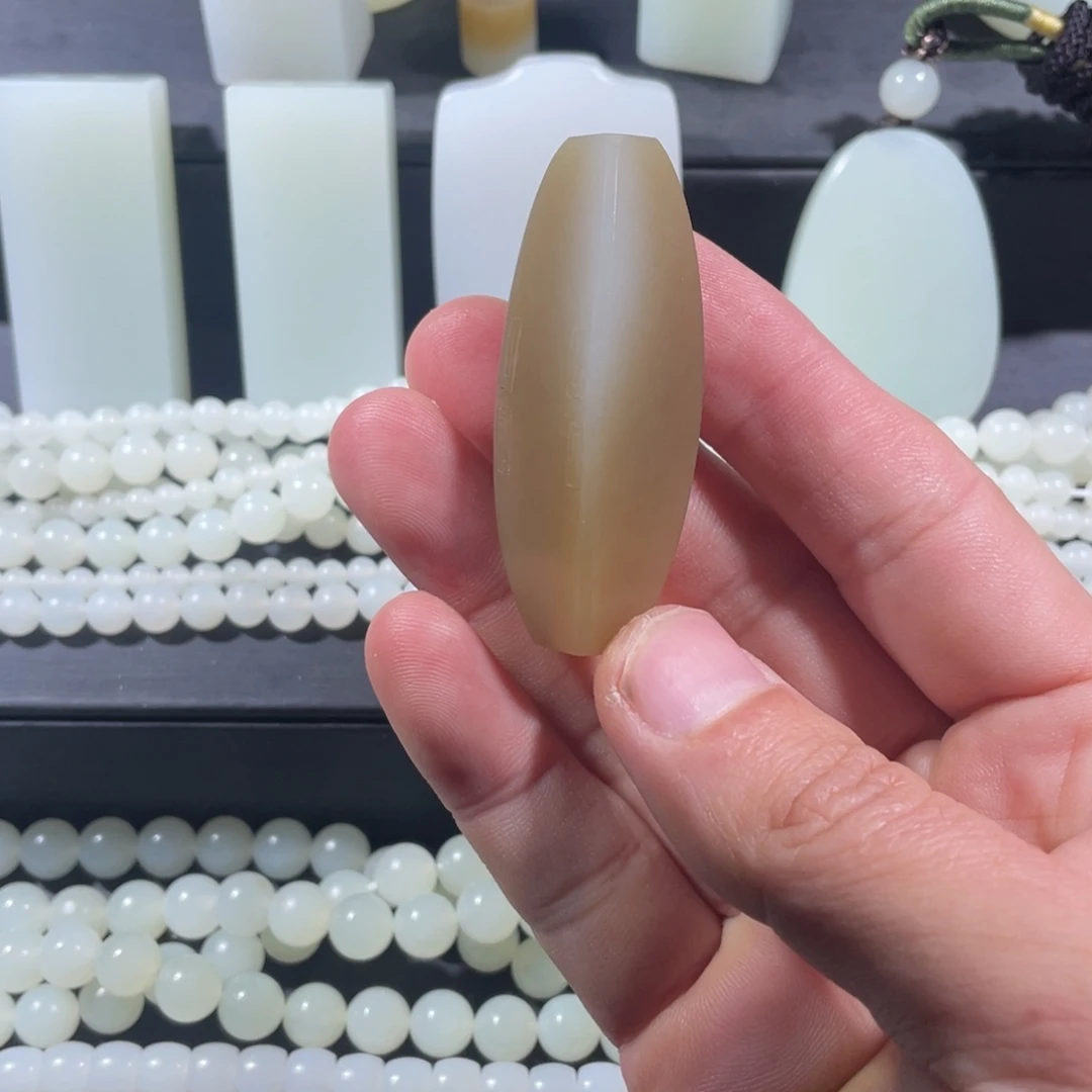 和田玉未镶嵌吊坠(不含链)勒子