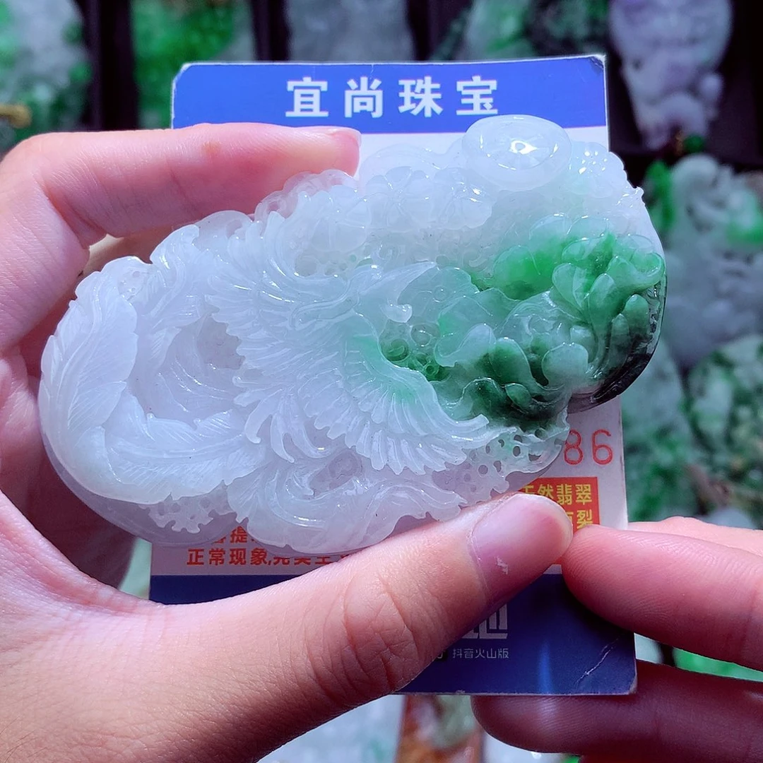 翡翠未镶嵌颈饰天然