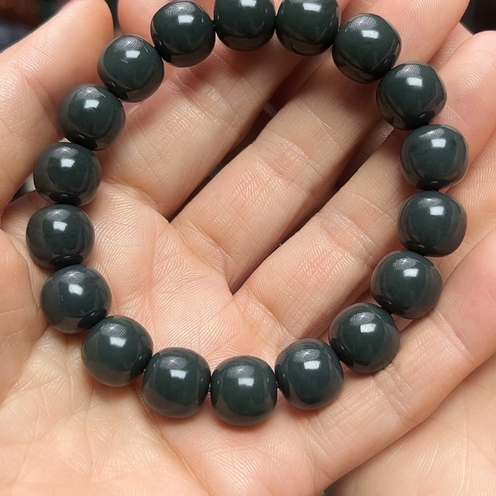 和田玉（墨玉）未镶嵌颈饰卡12老型莫兰