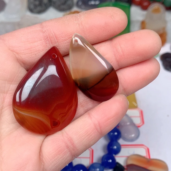 玛瑙/玉髓颈饰未镶嵌泈*