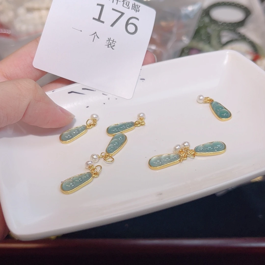 珠宝半成品水晶未镶嵌176 。