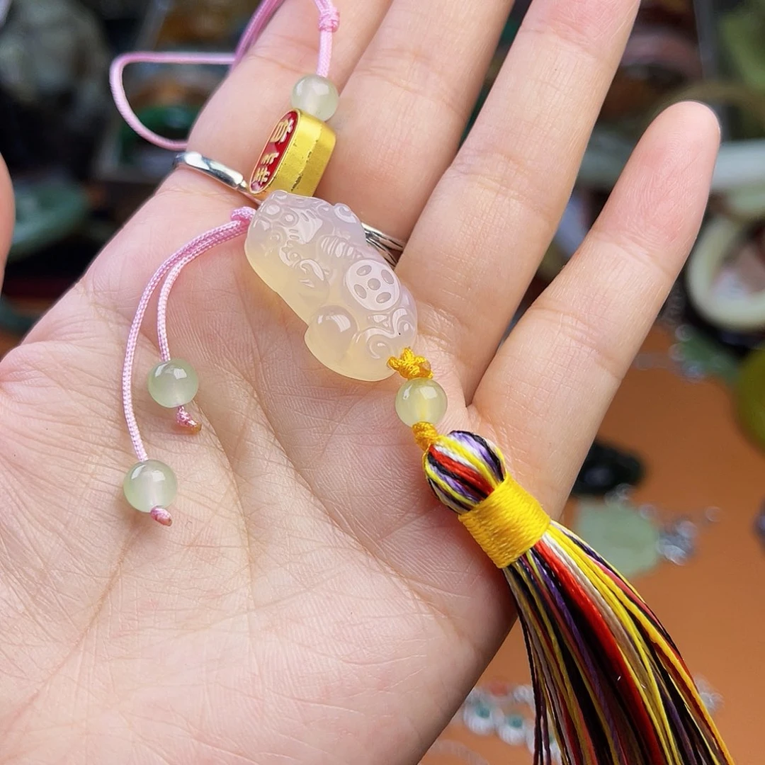 南红玛瑙颈饰未镶嵌