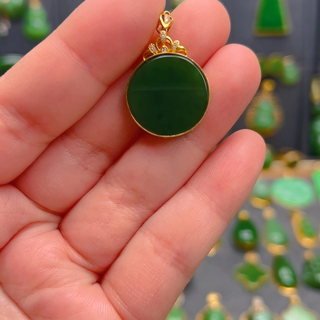 和田玉（碧玉）18K金镶嵌吊坠(不含链)