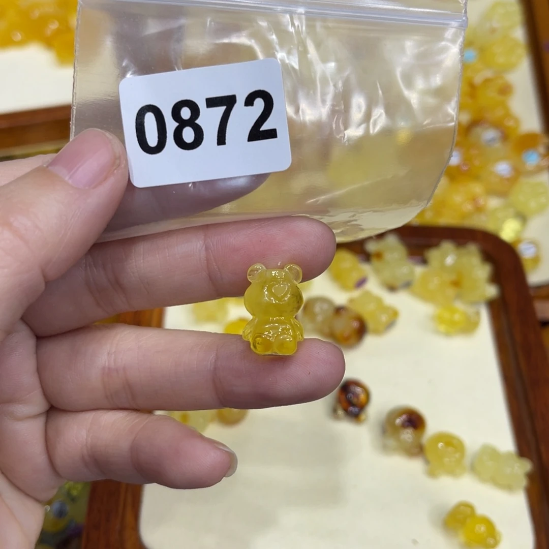 琥珀珠宝奇石未镶嵌