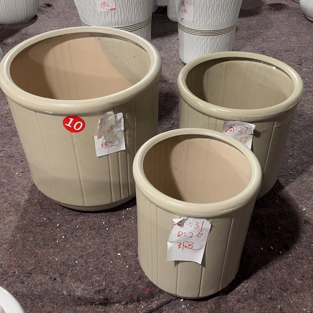 卡其色圆口一套三个