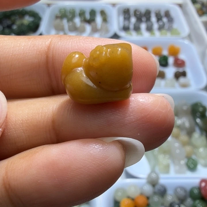 未镶嵌和田玉珠宝半成品