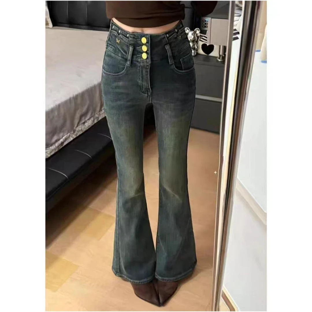 睿夕【长腿生成器】三粒扣金属设计收腹弹力牛仔植绒微喇叭裤