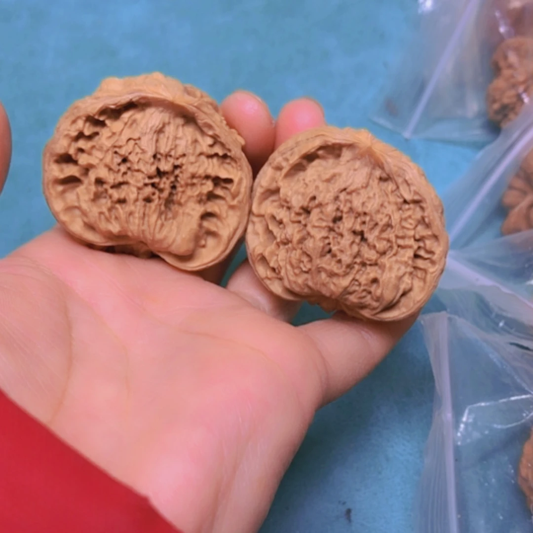 【闪购商品】摆件核桃43蛇头修尖