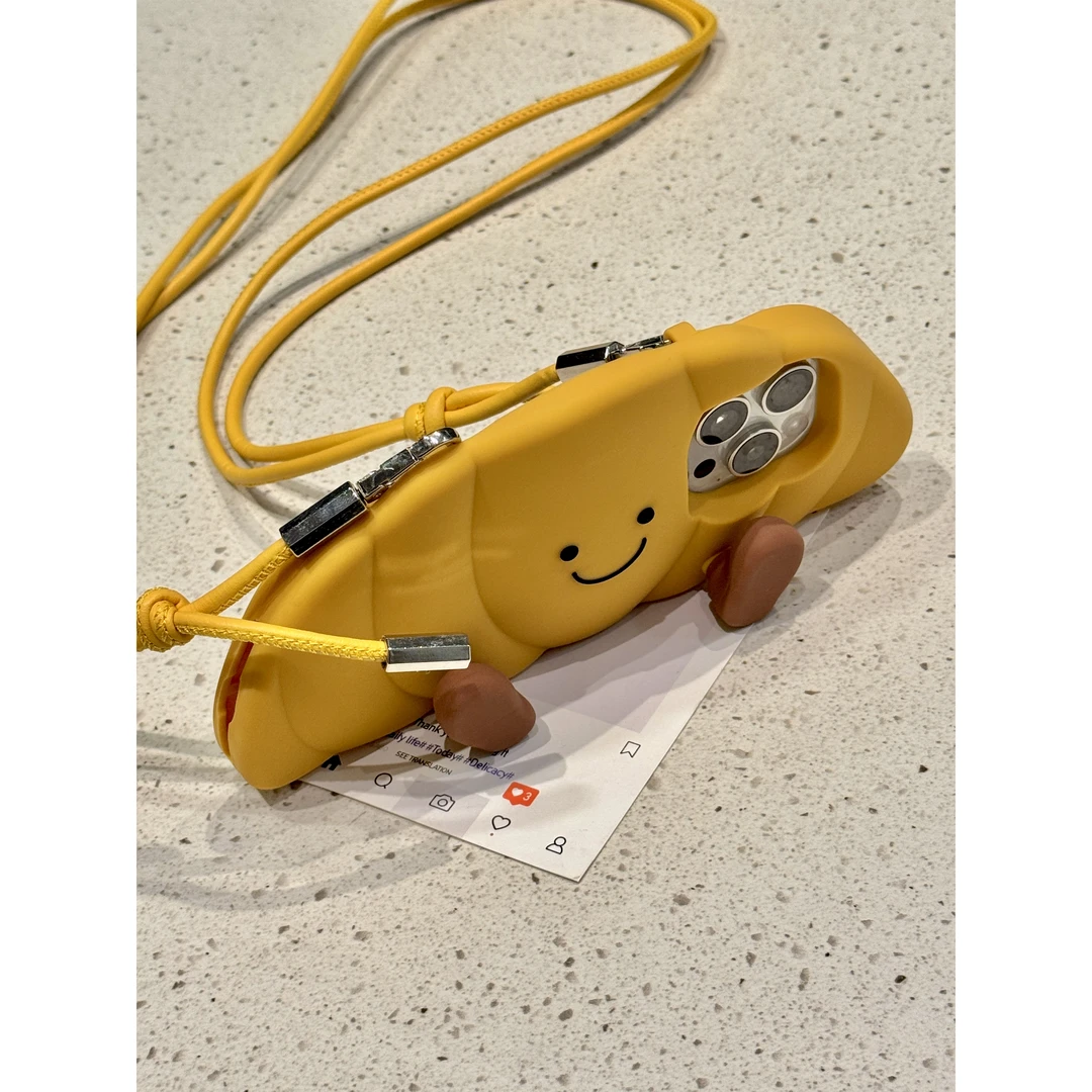 可爱硅胶笑脸牛角包适用iPhone16promax手机壳苹果15pro少女14/13