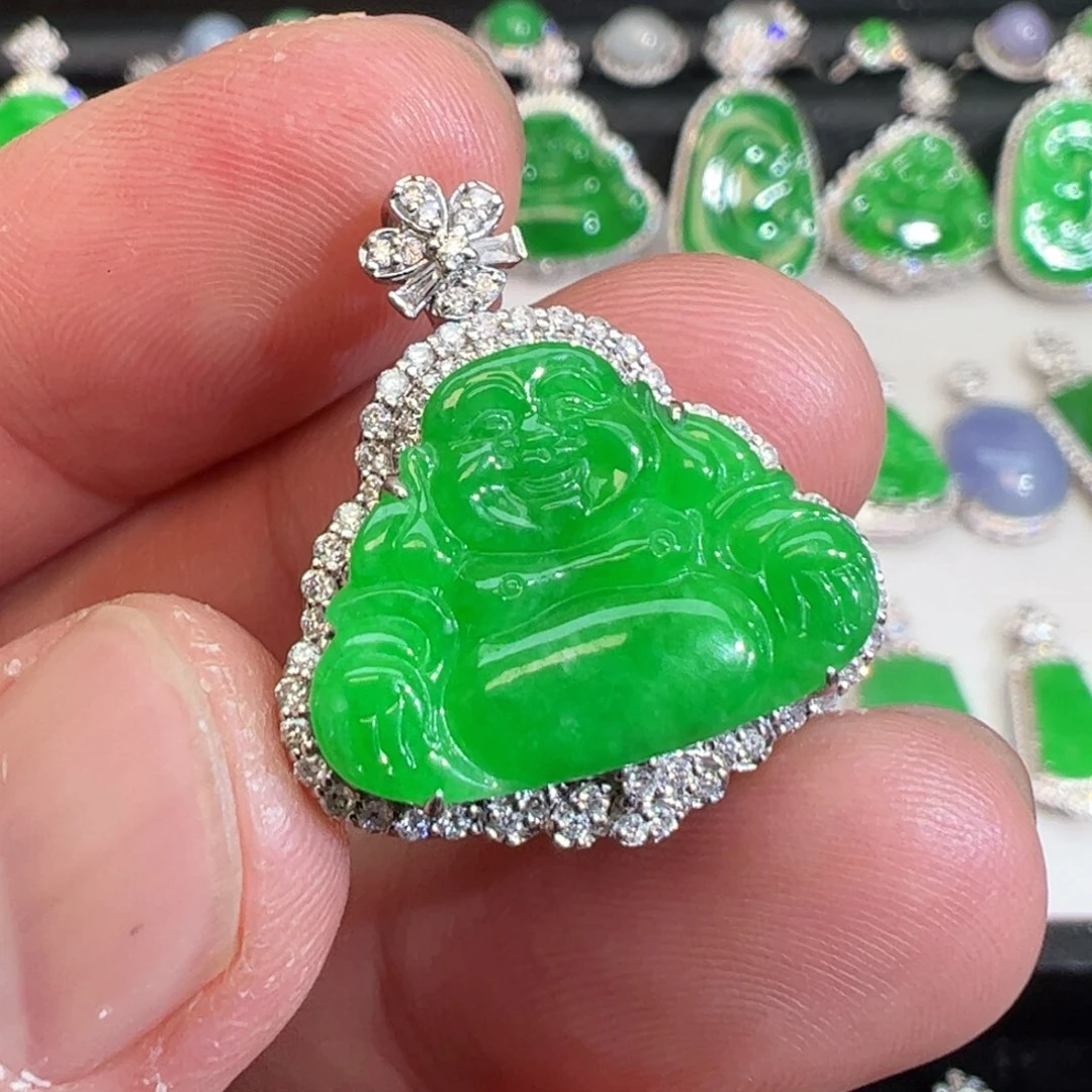 翡翠吊坠(不含链)18K金镶嵌