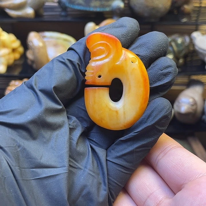 和田玉（糖玉）未镶嵌挂件