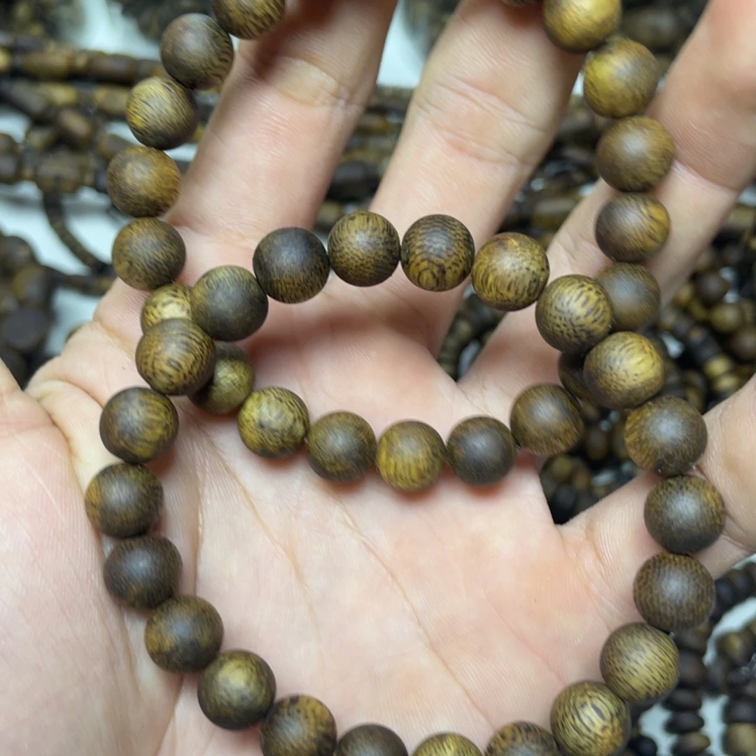 沉香碎屑沉香+0.9多圈圆珠6克加多样性发一