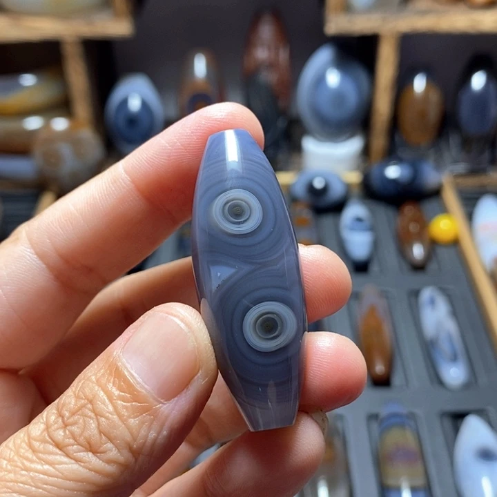 勇***除玛瑙/玉髓未镶嵌珠宝半成品