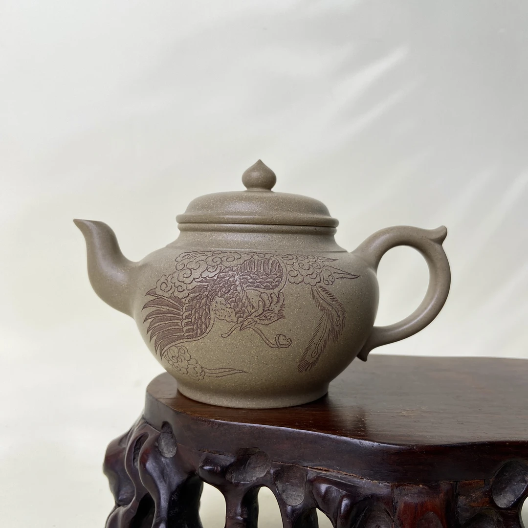 宜兴手工紫砂陶 （方开明）茶壶GS4278