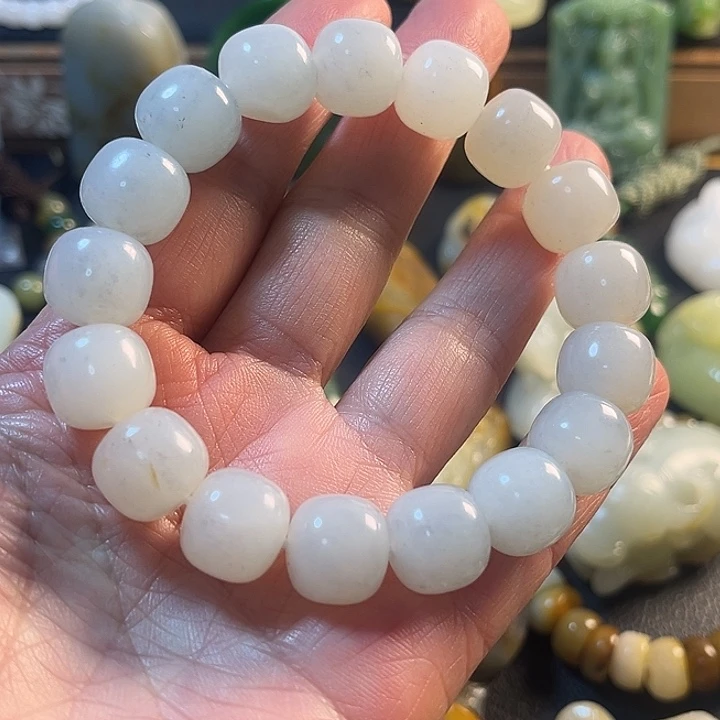 和田玉未镶嵌手链