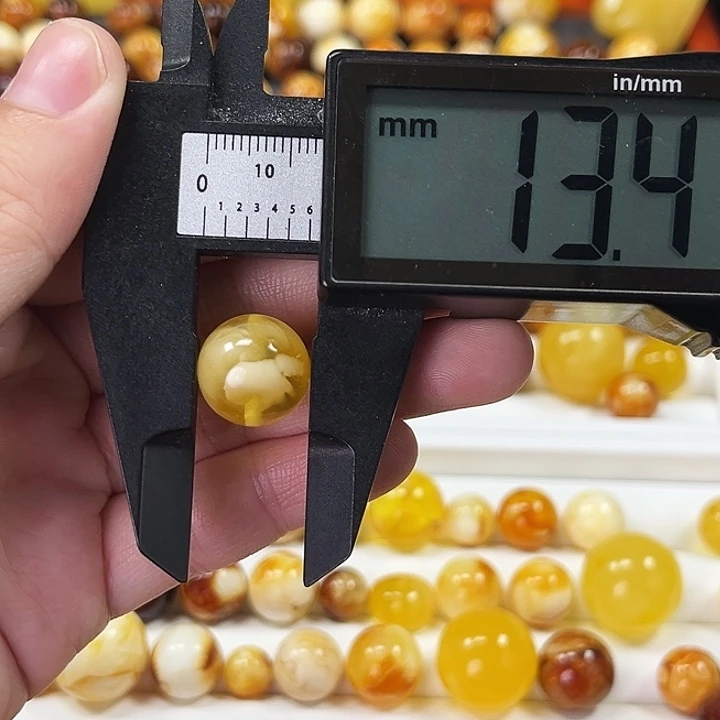开***贝琥珀颈饰未镶嵌卡13