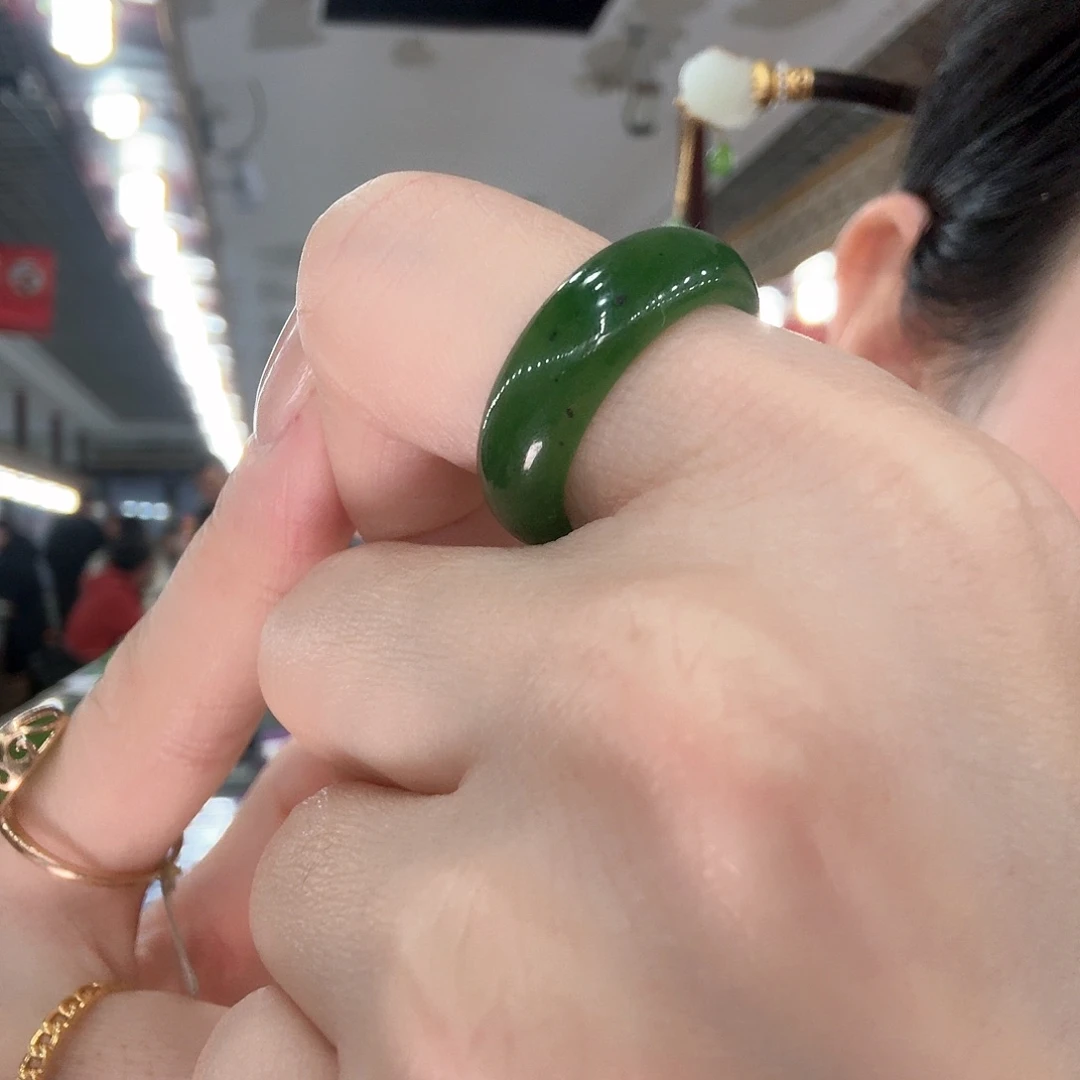 和田玉戒指未镶嵌