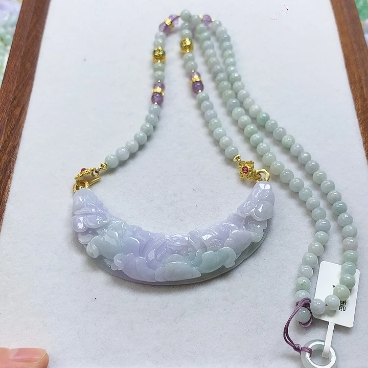 翡翠颈饰未镶嵌吊坠