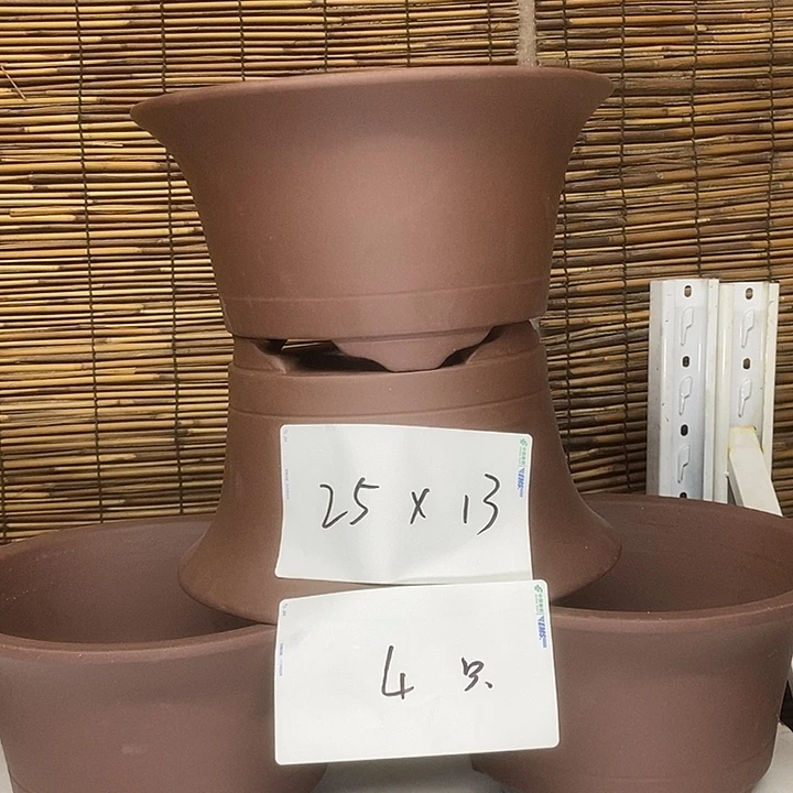 花盆紫砂我在外面