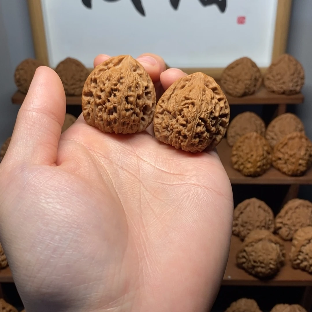 核桃南疆石36尺全品三角妖刀