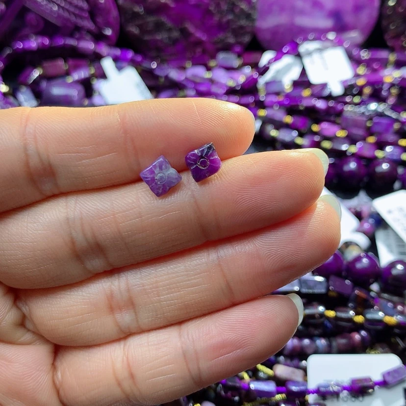 【闪购商品】苏纪石（舒俱来）银S925镶嵌耳钉