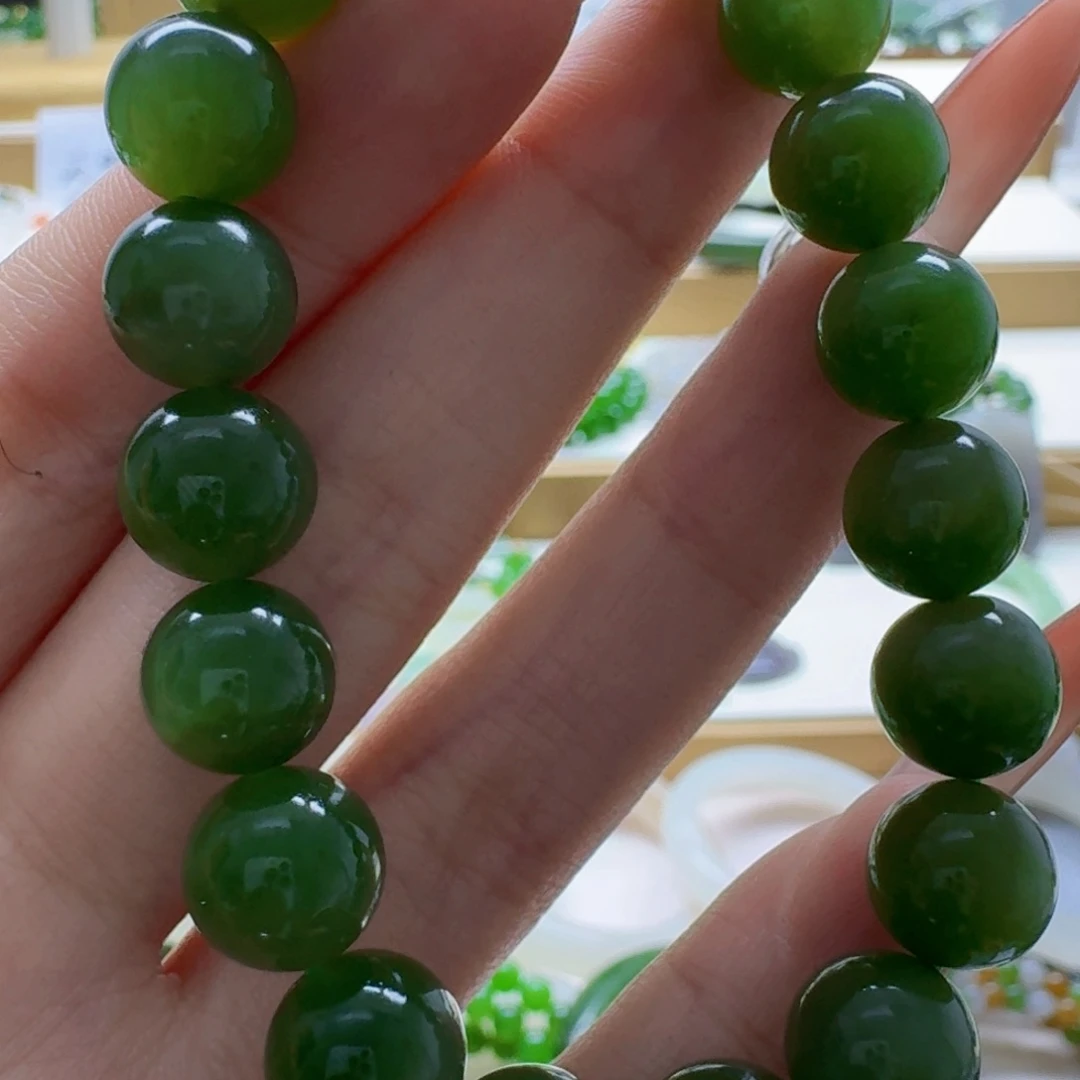 麦***菜和田玉未镶嵌手链