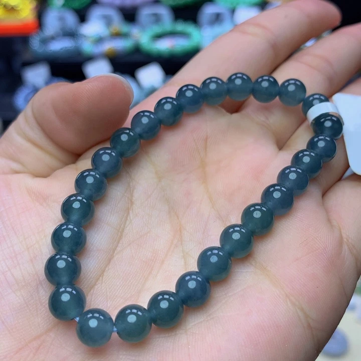 翡翠手链未镶嵌翡翠