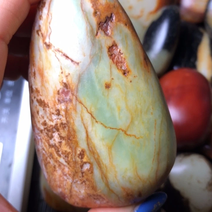 和田玉未镶嵌珠宝奇石