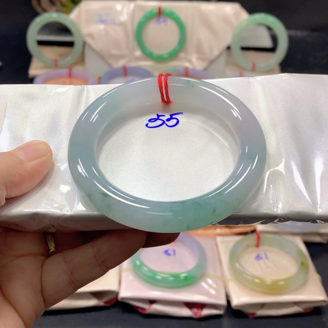 未镶嵌手镯翡翠55圈口