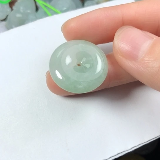 翡翠未镶嵌颈饰缅甸A货，每天下午1点半开播