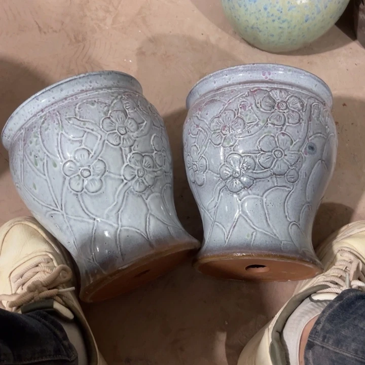 花盆紫砂口径20高度24两只小瑕疵