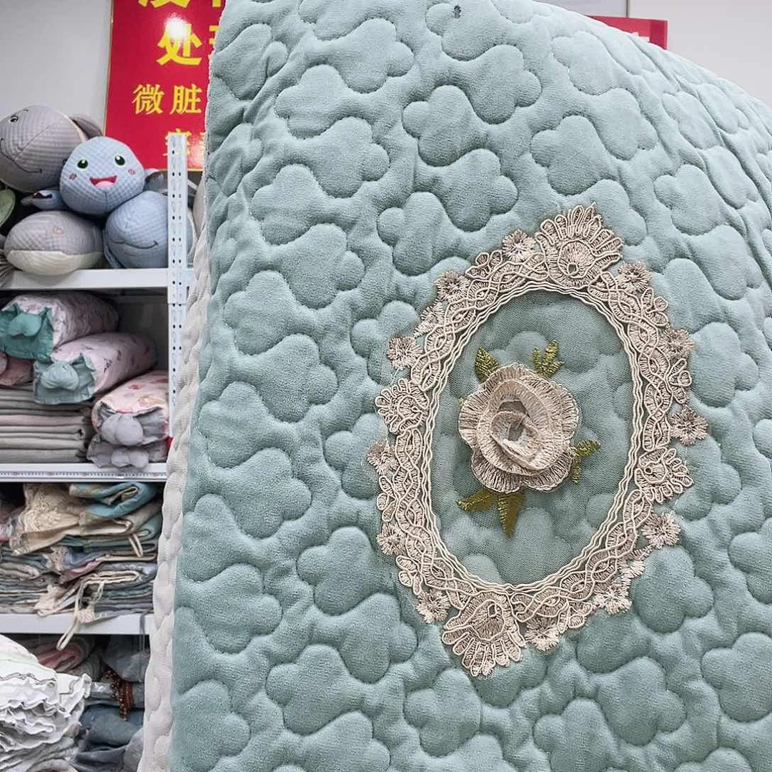 阳***光雪尼尔快乐大本营在这里