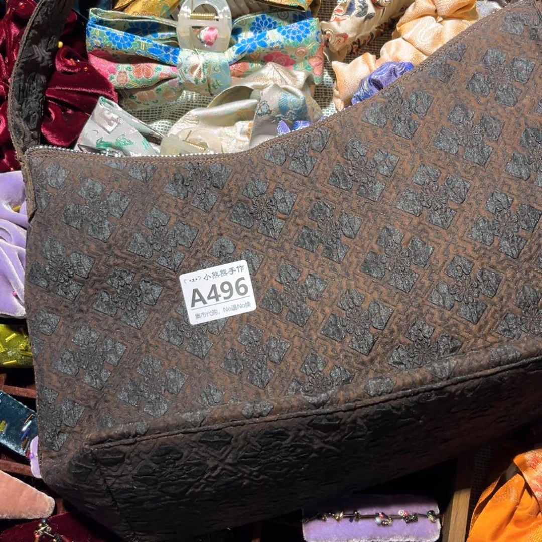 拾***⁷哈哈哈哈哈，哈哈。