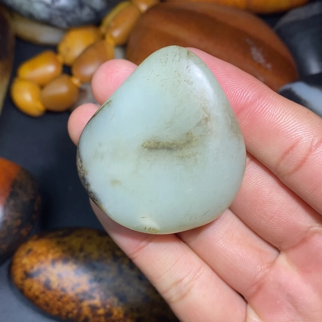 和田玉未镶嵌珠宝奇石