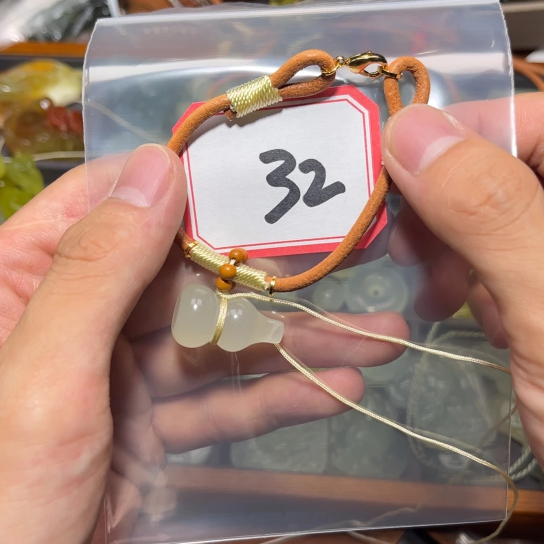 蜡***呆蛇纹石玉合金颈饰