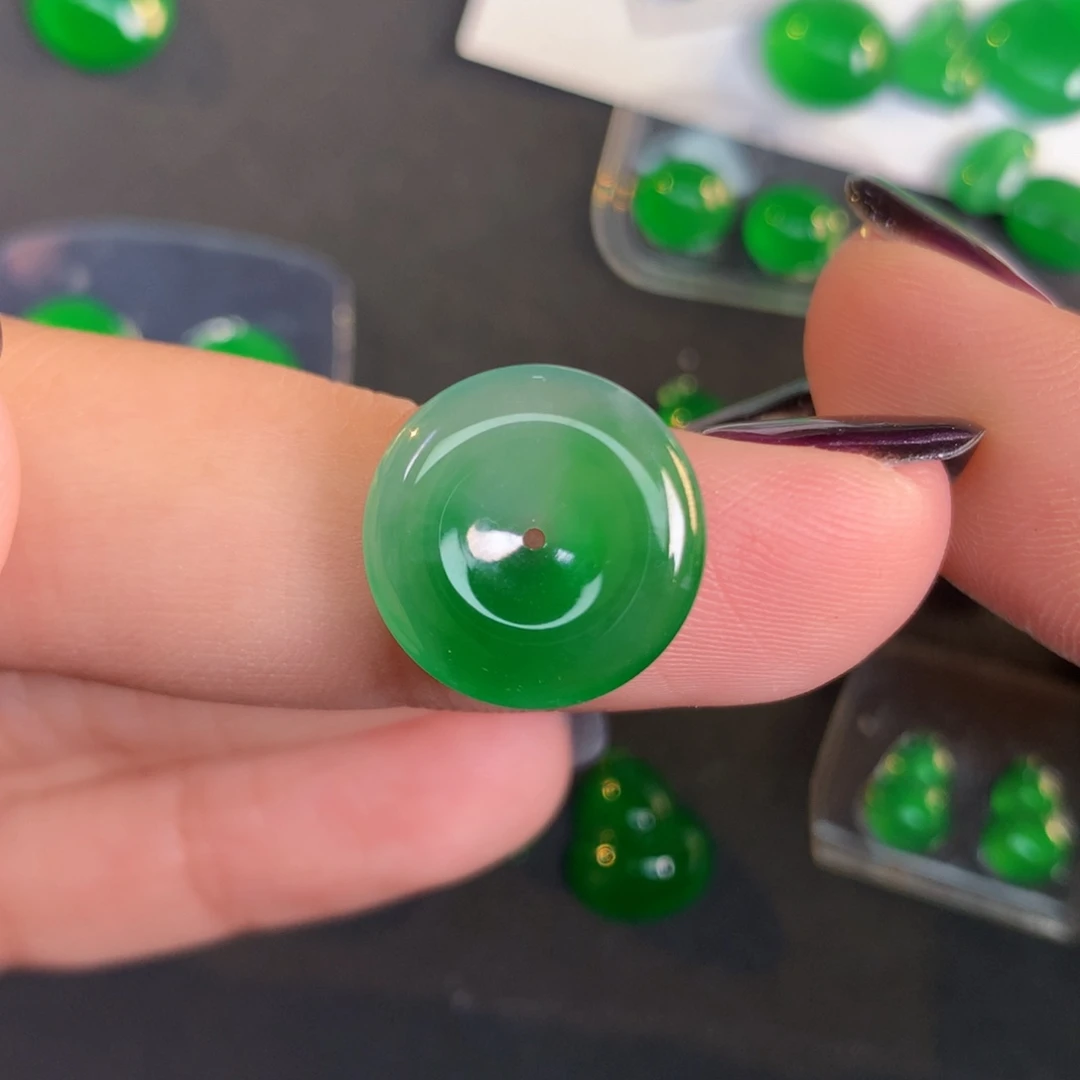 翡翠裸石翡翠13.93-3.03